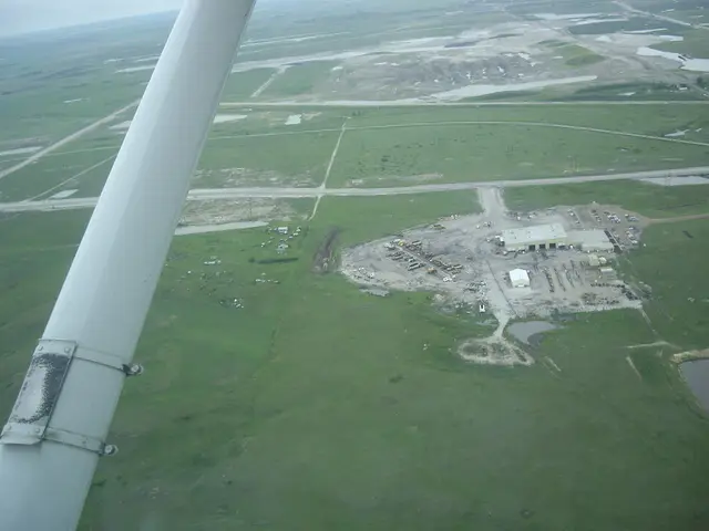 Aerial view of the Luscar mining maintenance shop